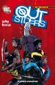 DC PRESENTA OUTSIDERS 
